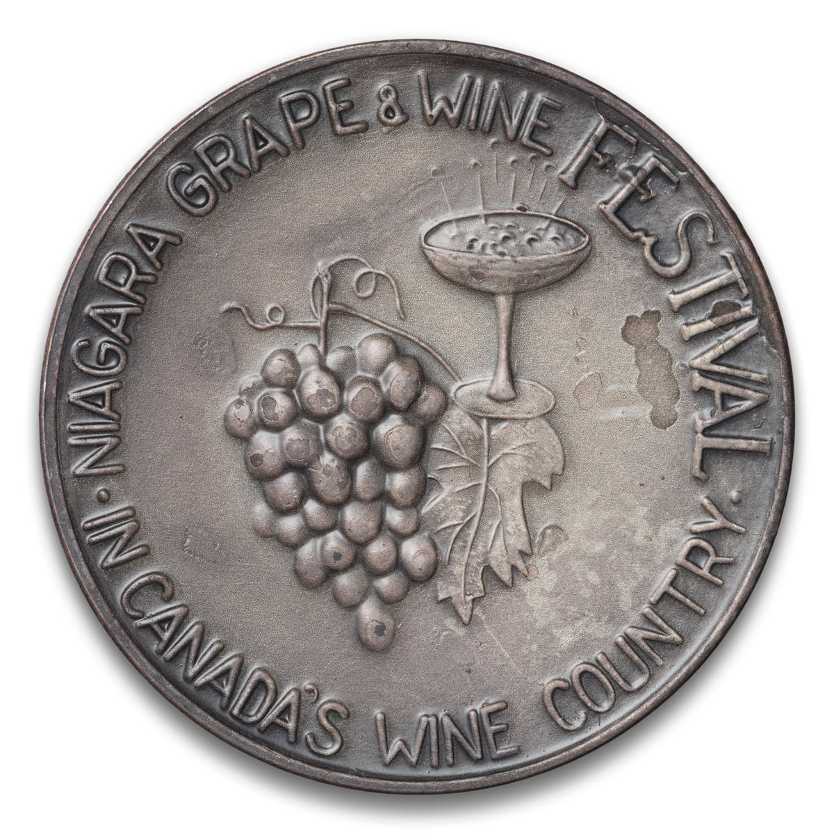 St Catharines, ON Niagara Grape & Wine Festival Silver medal 1974