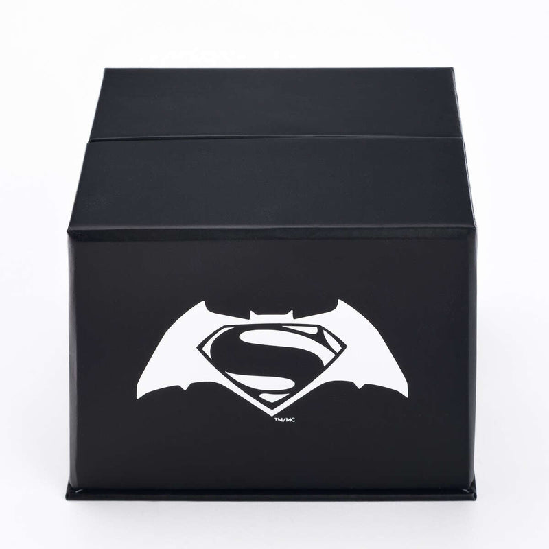 2016 $30 <i>Batman v Superman: Dawn of Justice<sup>TM</sup></i> - Pure Silver Coin