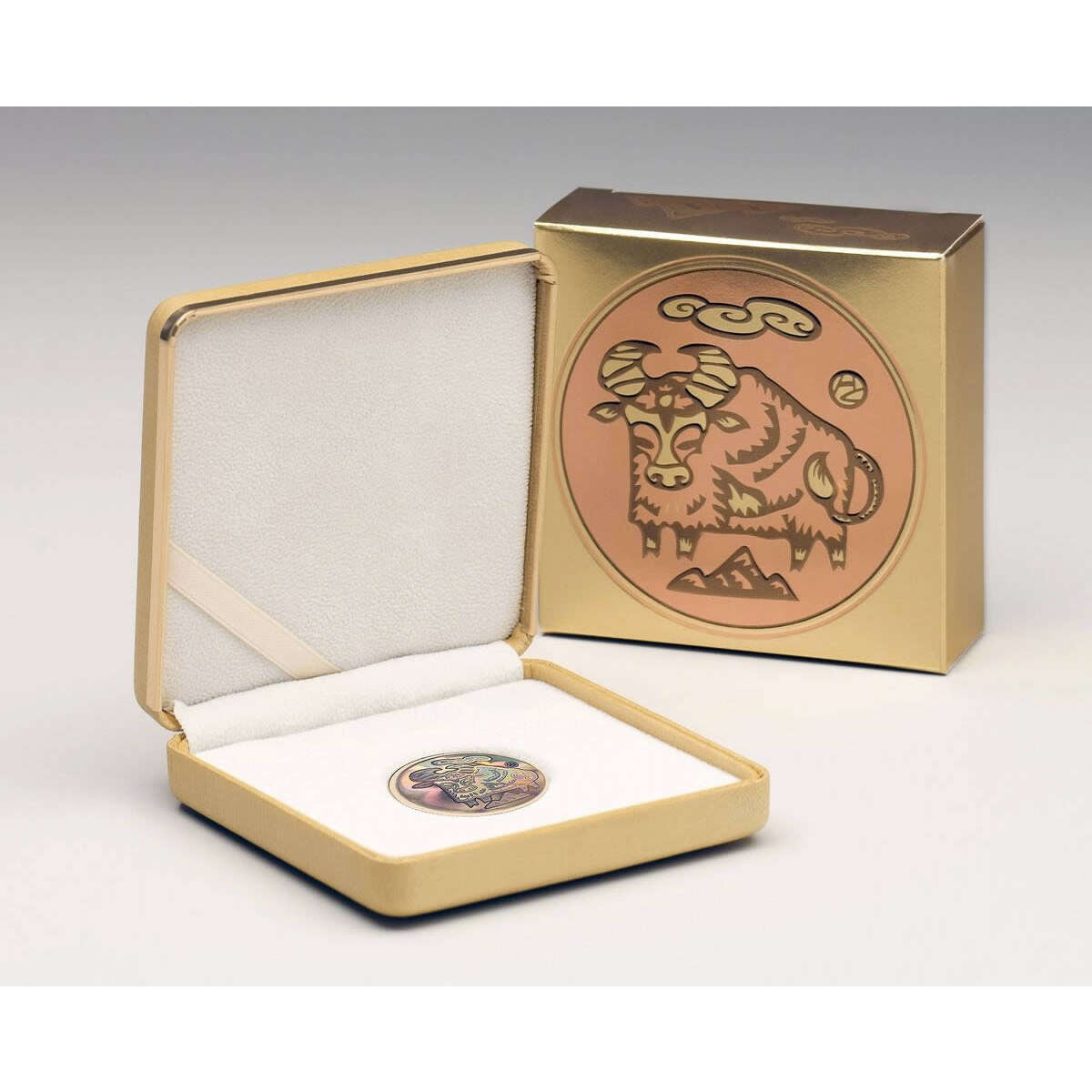 2009 $150 Year of the Ox - 18-kt. Gold Hologram Coin